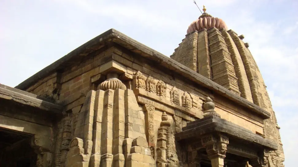 Baijnath Temple is one of the famous temples to visit in Himachal Pradesh