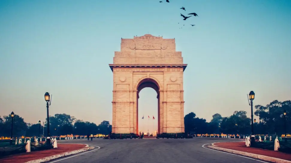 India Gate is one of the best historical places in India