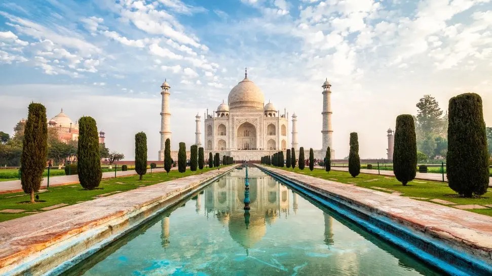 Agra is one the top 30 honeymoon destinations in India in low budget