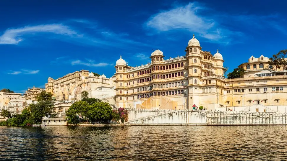 Udaipur is one the top 30 honeymoon destinations in India in low budget
