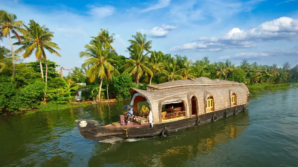 Kerela is one of the best weeding destinations in India 
