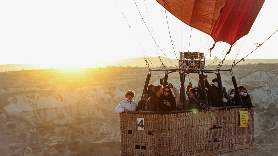 hot air balloning