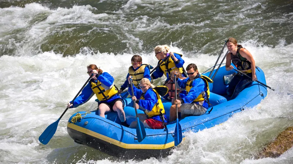 river rafting in Rishikesh