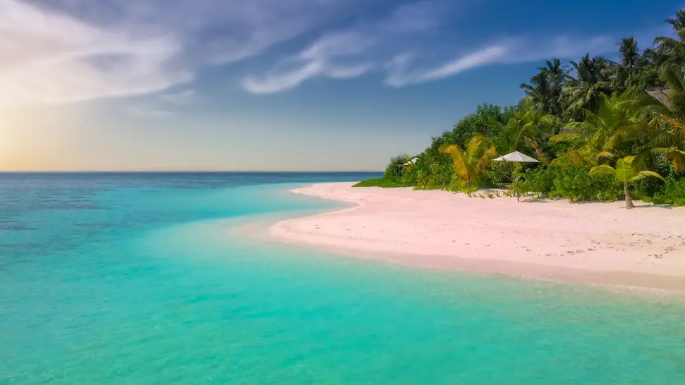 Red Skin Island Beach is one of the best beaches in Andaman and Nicobar Island