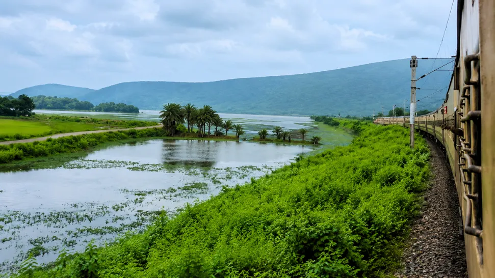 Bhubaneswar Brahmapur train Chilika Lake migratory birds view