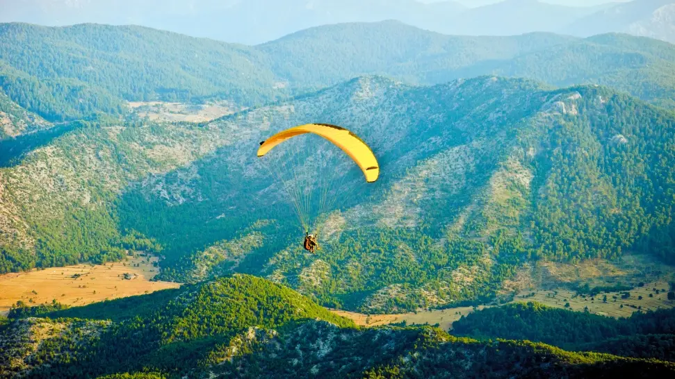 Satpura is One of The Best Places For Paragliding In India
