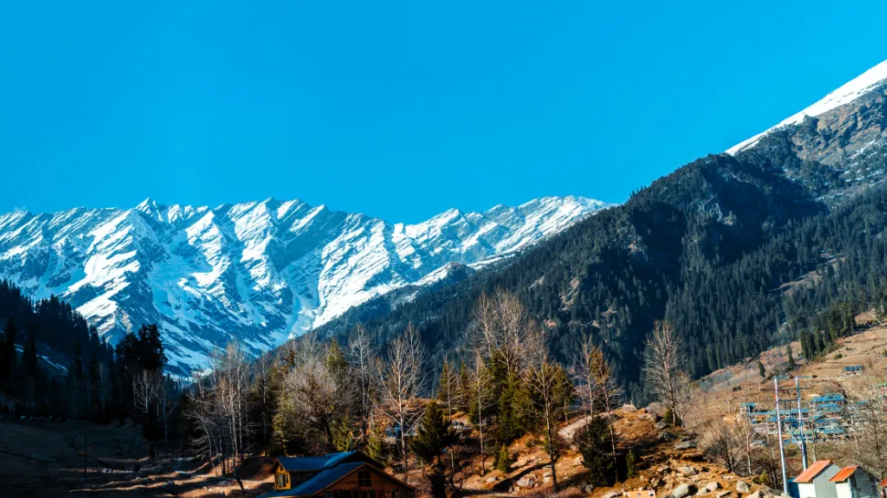 Solang Valley is one of the best things to Do manali