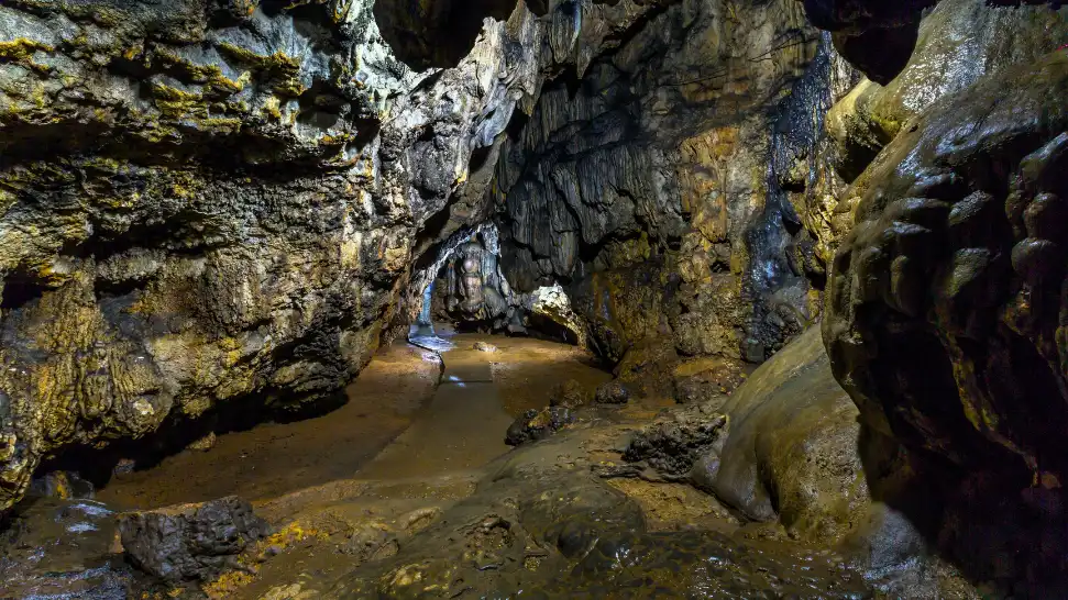 Mawsmai Cave