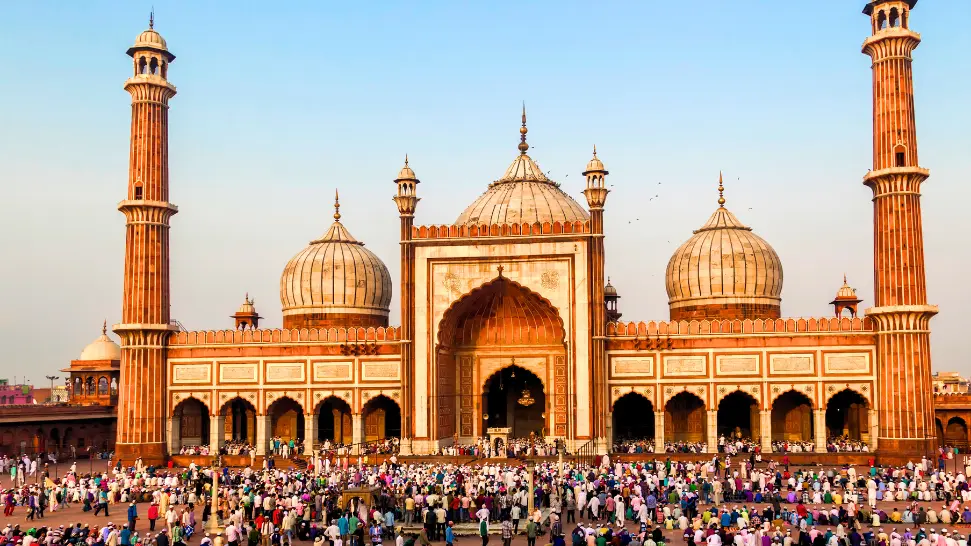 Eid-ul-Fitr celebration in India with devotees gathering for prayers and festive family celebrations
