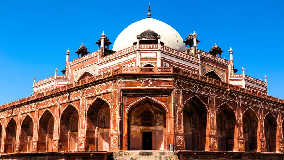 Humayun’s Tomb Is One of The Best Golden Triangle Tour in India