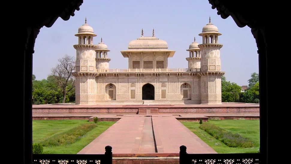 Tomb of Itimad-ud-Daulah Is One of The Best Golden Triangle Tour in India