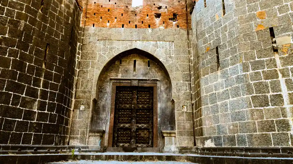 Shaniwar Wada Fort is One of The Most Haunted Places In India