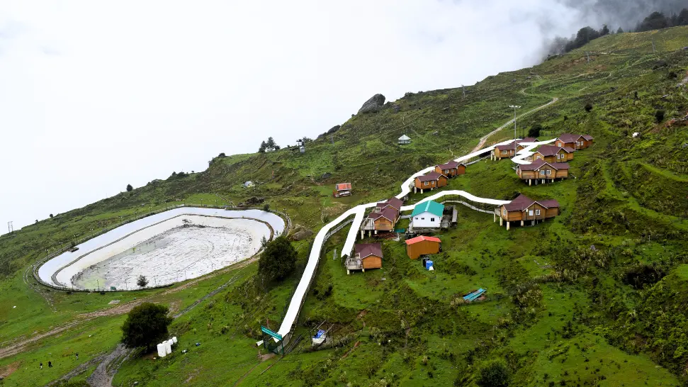 Auli is One of The Best Hill Station Near Delhi