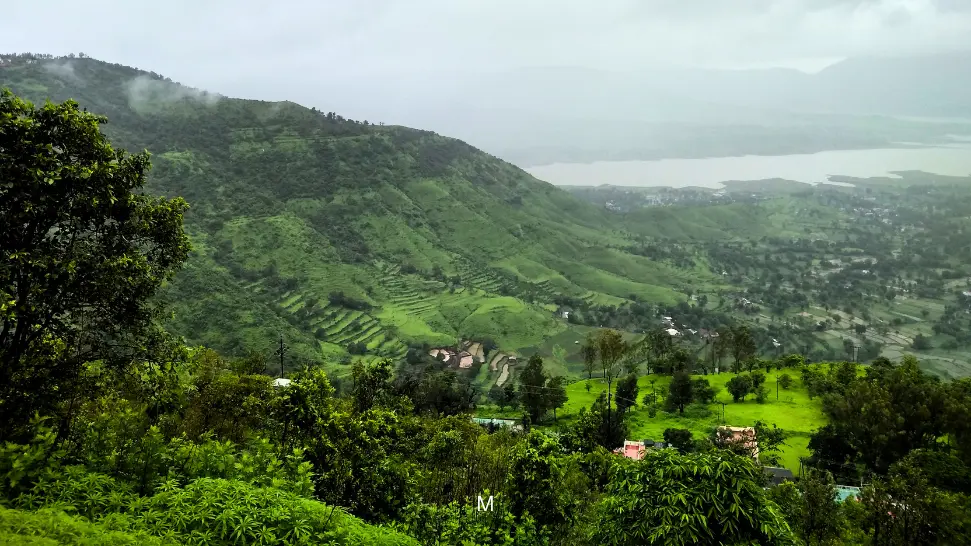 Mahabaleshwar hill station near Mumbai with scenic viewpoints and strawberry farms