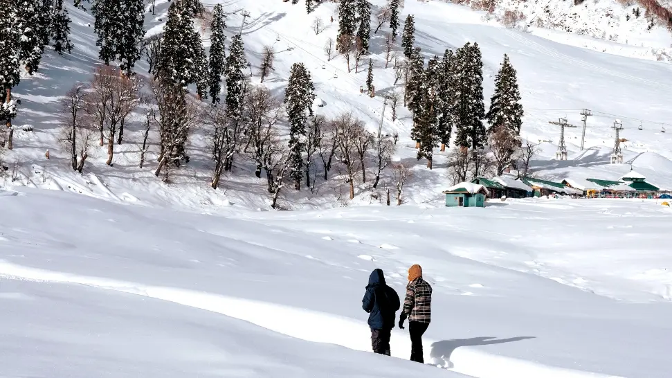 Gulmarg is One of The Best Honeymoon Destinations in India in February