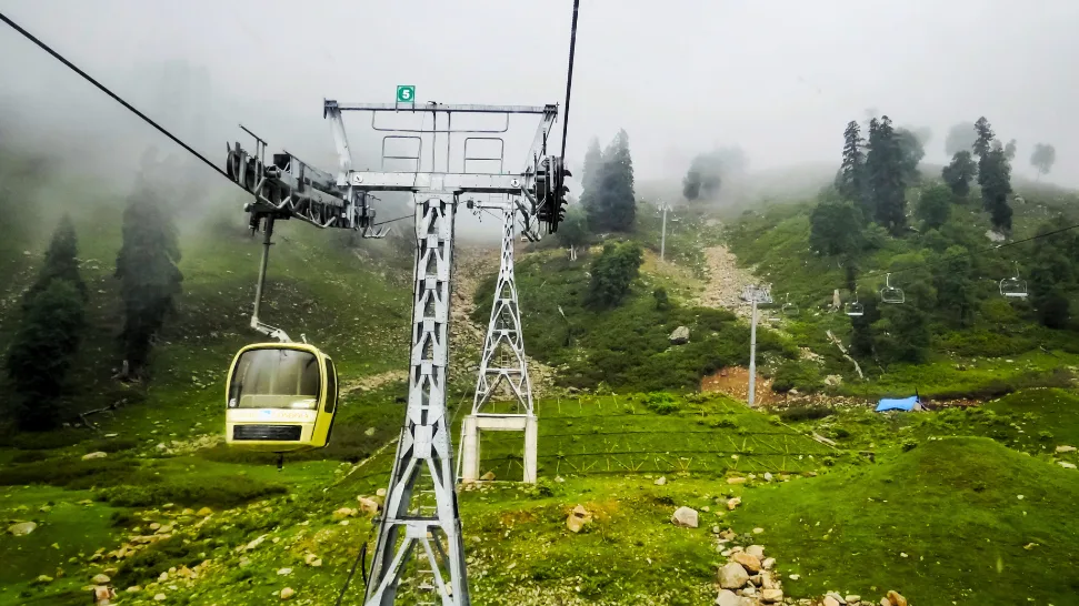 Gulmarg is One of The Best Honeymoon Destinations In India In Summer