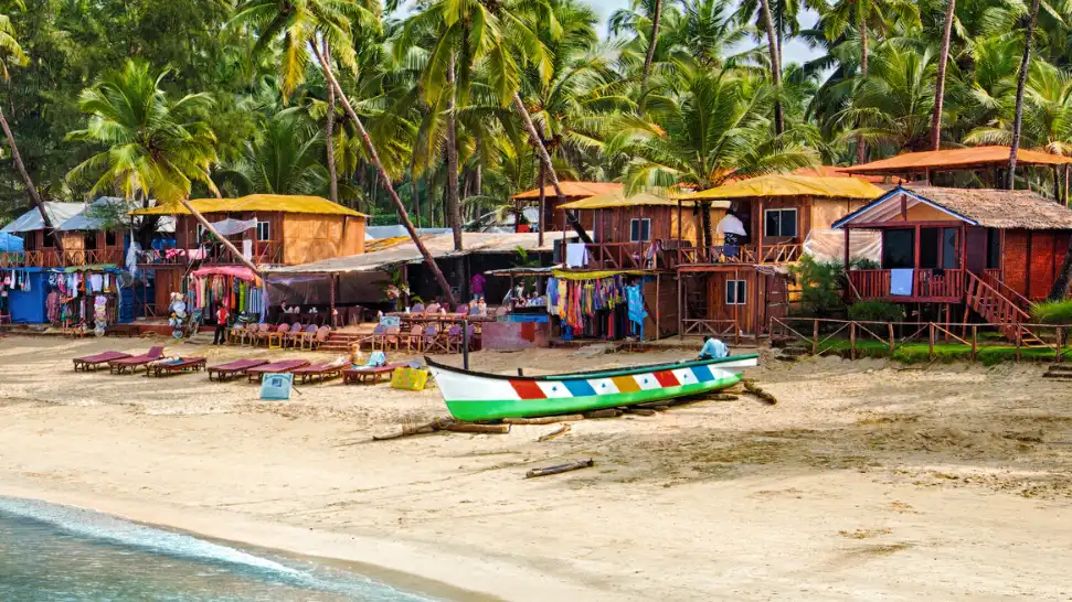 Palolem Beach Is One of The Best Honeymoon Places in Goa