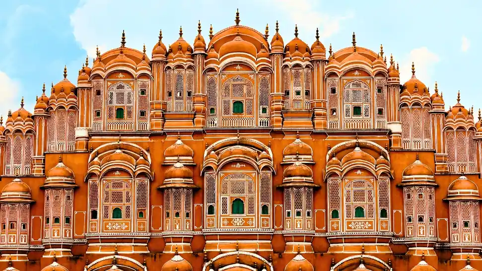 Jaipur is One of The Best Honeymoon Places in India in Winter