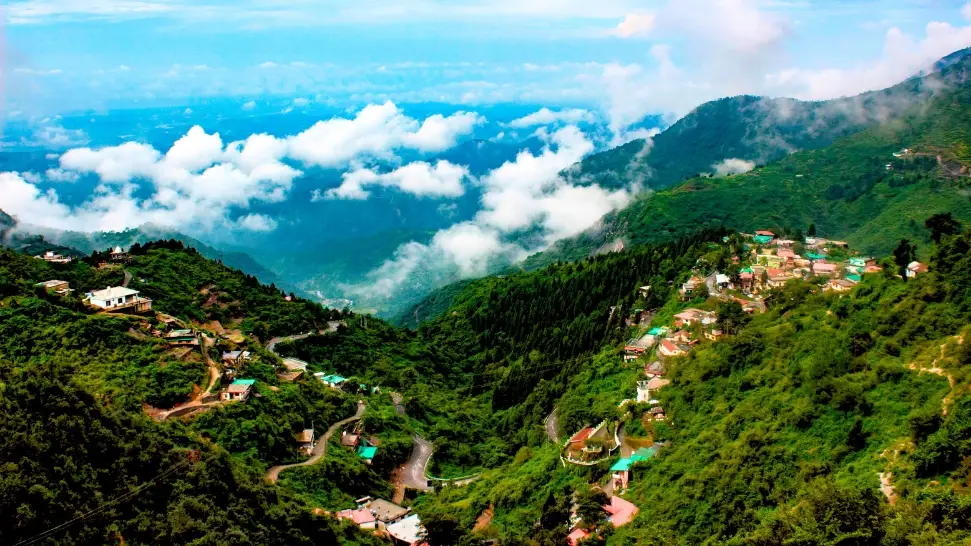 Mussoorie is One of The Best Honeymoon Places in India in Winter