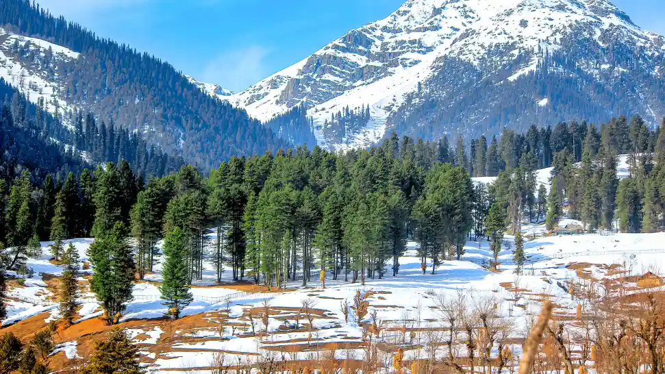 Aru Valley is One of the Best Places to Visit in Kashmir in December