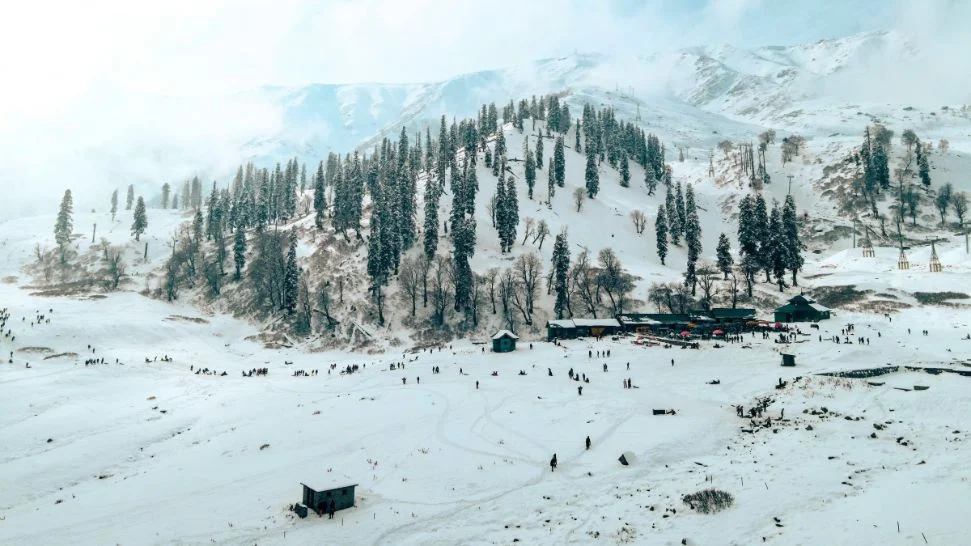 One Of The Best Places to Visit in Kashmir in January
