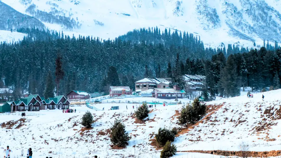 Kashmir In March: Weather, Things To Do, Itineraries &- Travel Tips
