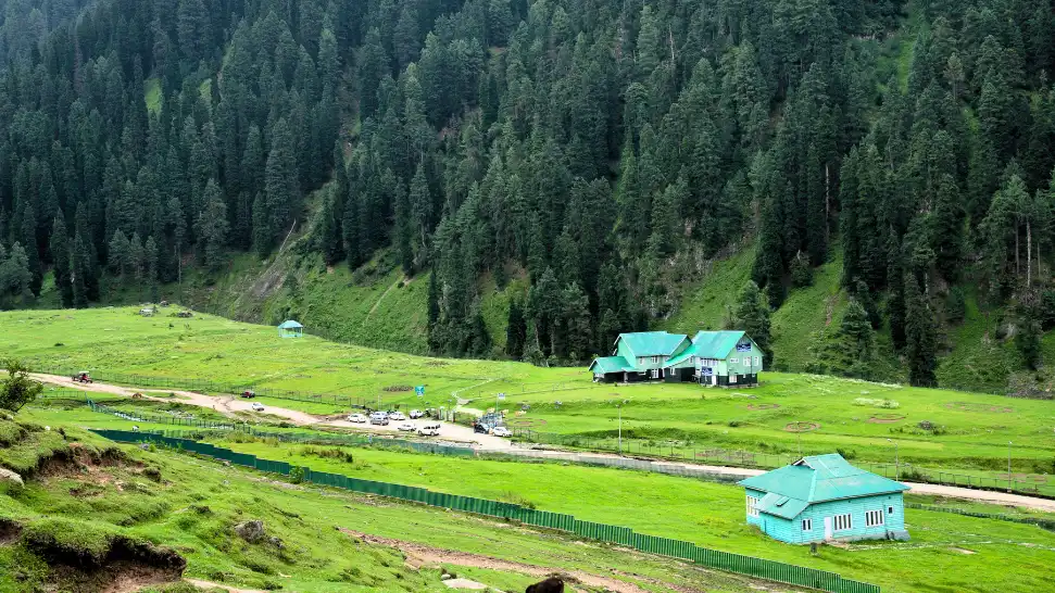 Aru Valley Is One of the Best Places to Visit in Kashmir in May