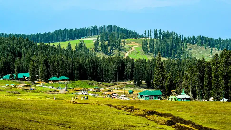 Doodhpathri Is One of the Best Places to Visit in Kashmir in May