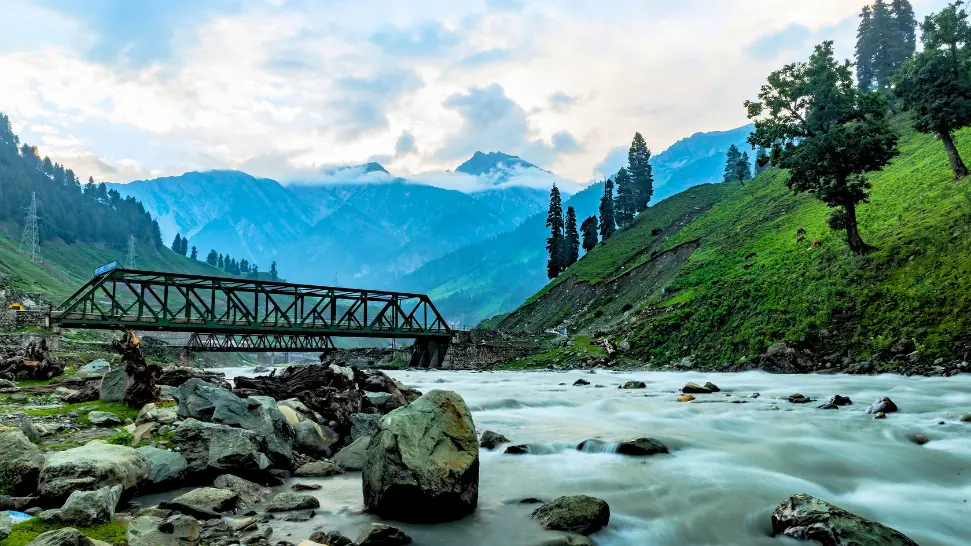 Sonmarg Is One of the Best Places to Visit in Kashmir in May