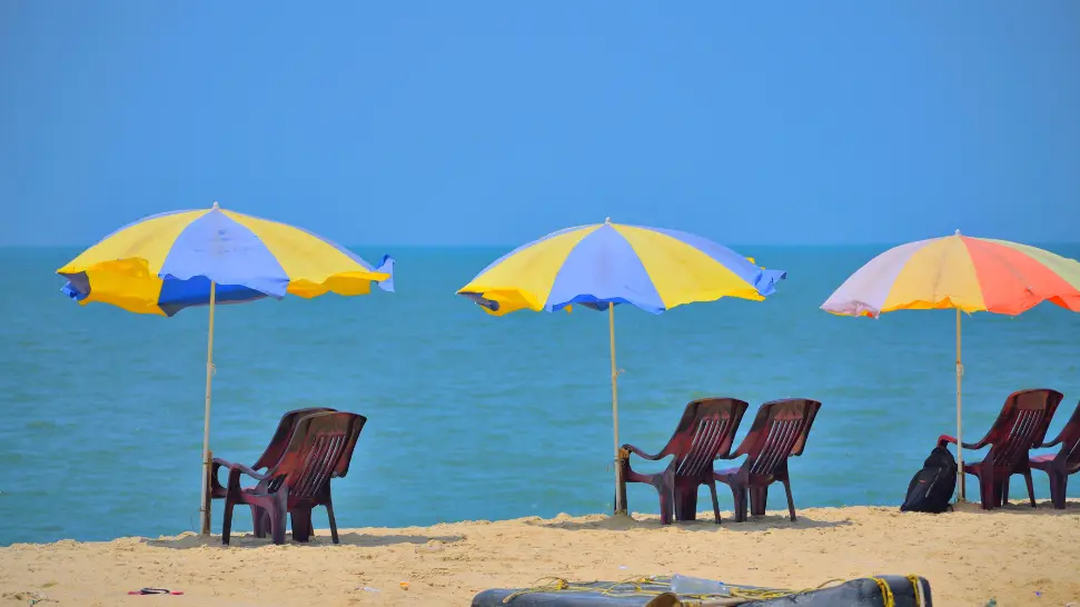 marari beach is one of the best honeymoon places in Kerala