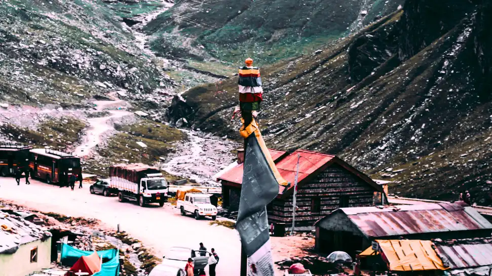 Rohtang Pass is One of The Best Places to Visit April in Manali