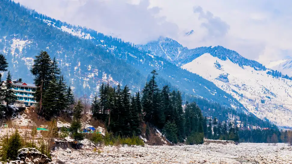 Solang Valley is One of The Best Places to Visit April in Manali