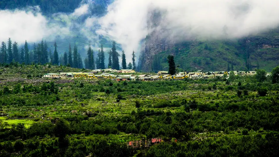 Rohtang Pass is One of The Best Places to Visit in Manali in August