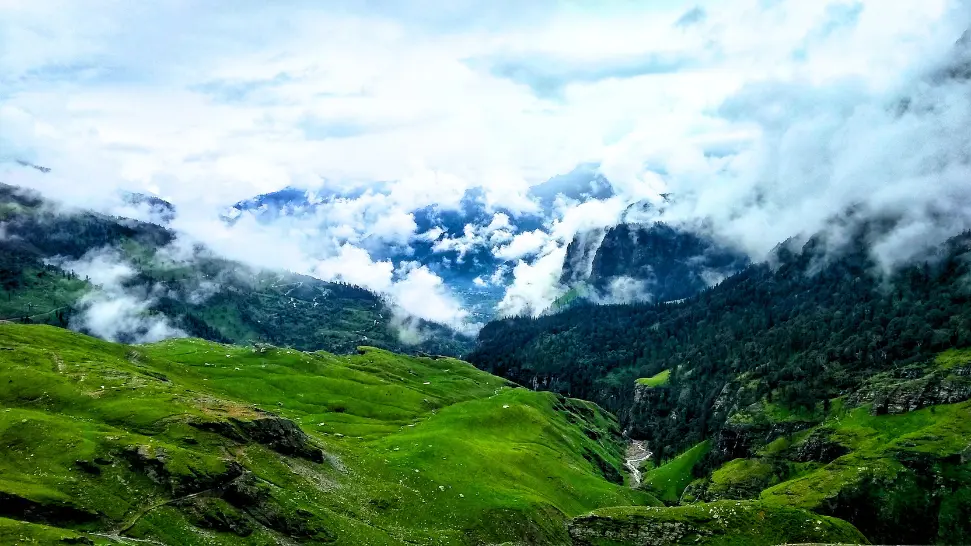 Manali in June in Summer