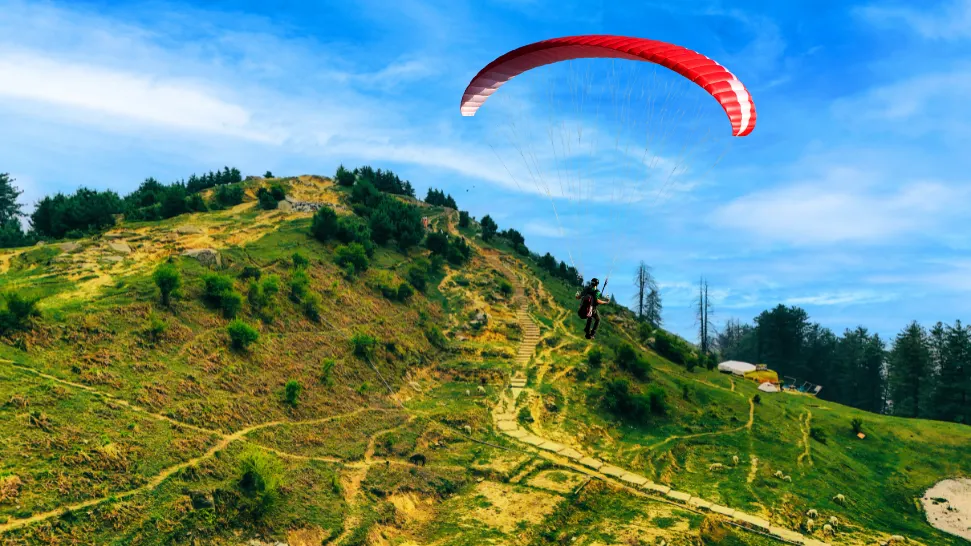 Bijli Mahadev Is One of the Best Paragliding Spot in Manali