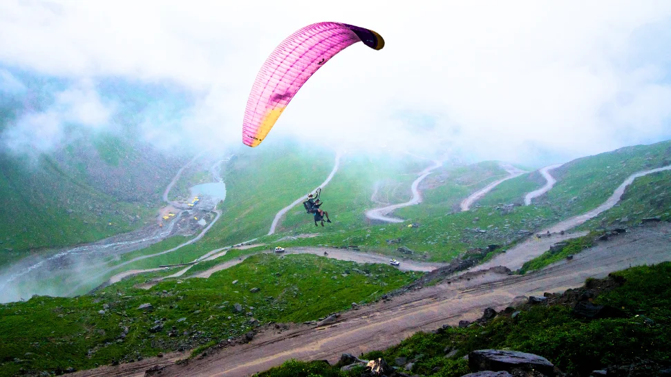 Marhi Is One of the Best Paragliding Spot in Manali