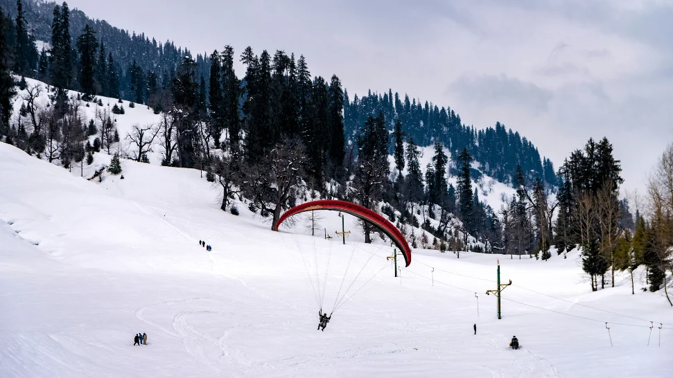 Solang Valley Is One of the Best Paragliding Spot in Manali