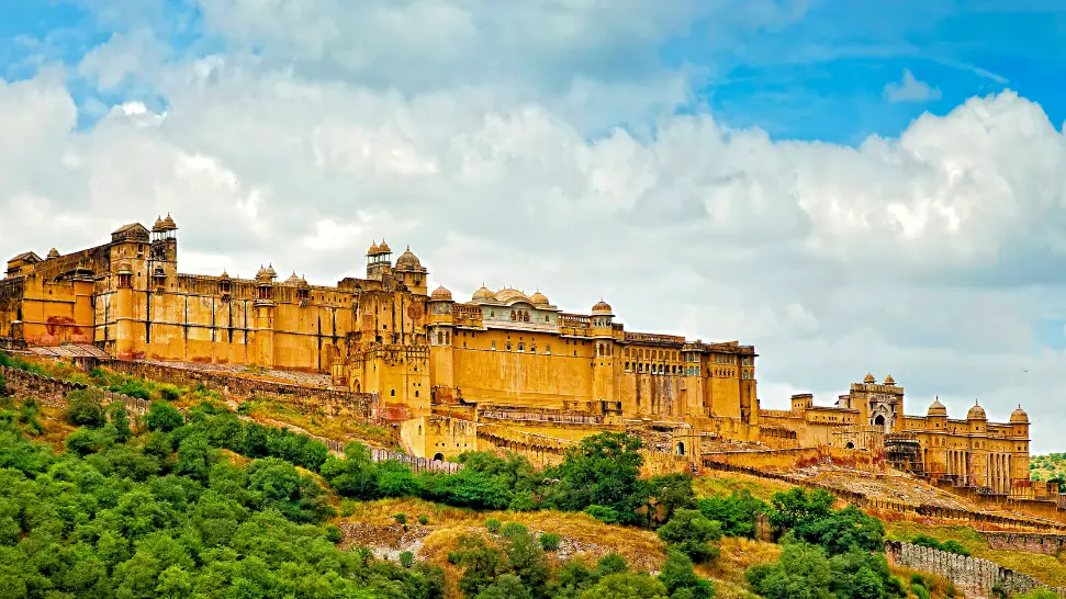 Jaipur is One of the Best Places to Visit in India Under 10000