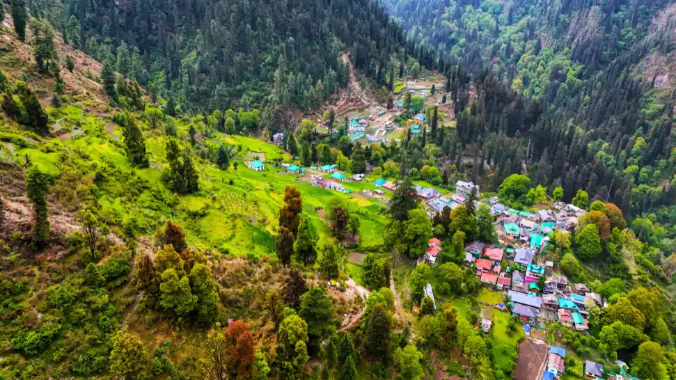 Kasol is One of the Best Places to Visit in India Under 10000