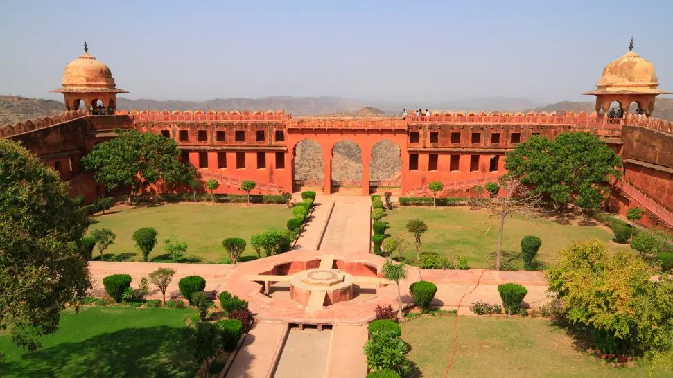 Jaigarh Fort is one the best places to visit in Jaipur