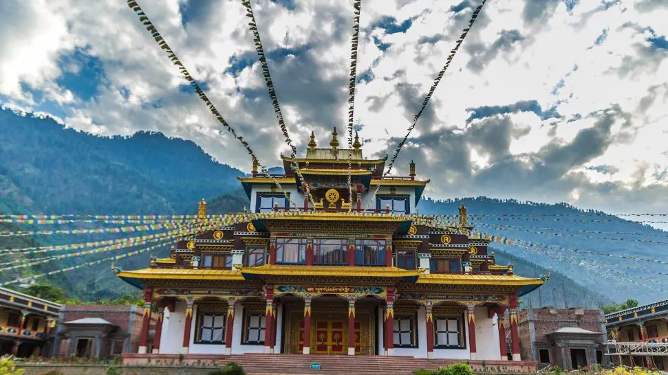 Dechen Choekhor Mahavihara is one of the best place to visit in Manali in December