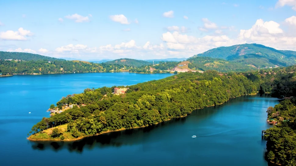 Umiam Lake is One of The Best Places to Visit in North East India
