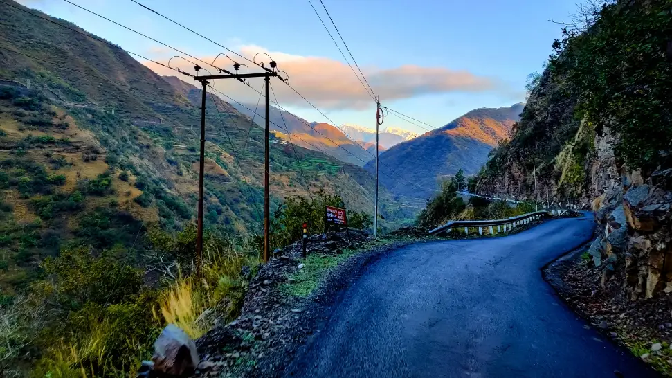 Dhanaulti is one of the best Weekend Getaways From Delhi