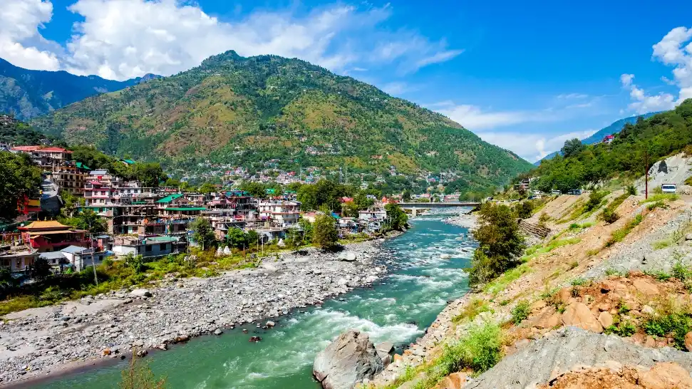 Manali is one of the best Weekend Getaways From Delhi