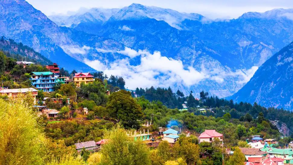 Manali Is One of The Best Places to Visit in Near Delhi in March