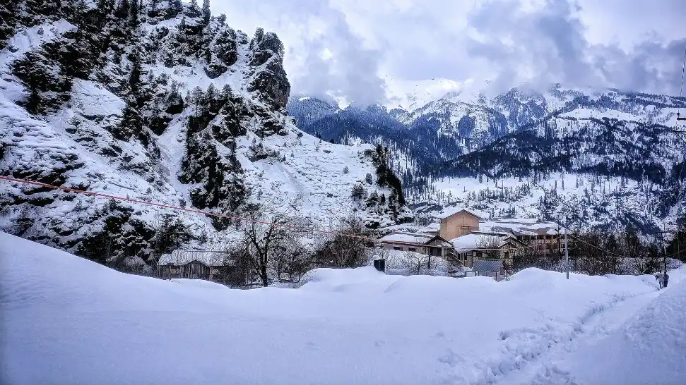 Kasol winter view along Parvati River