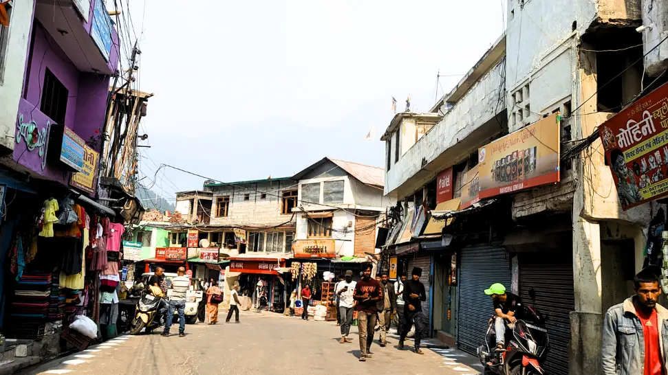 Shopping in Joshimath Is One of the Best Things to Do Auli