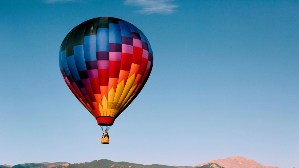 Hot Air Balloon is One of The Best Things to Do in Bhimtal