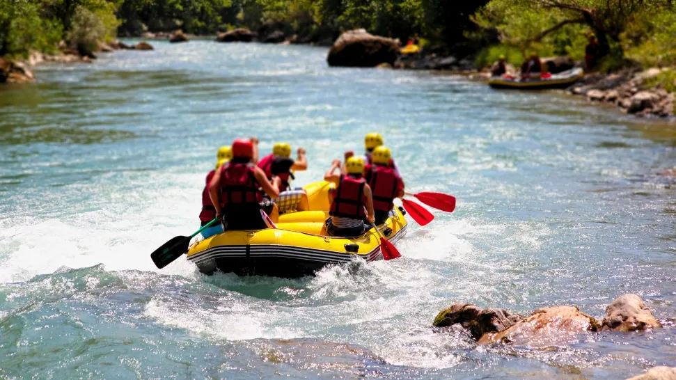 River Rafting is one of the best things to Do in Darjeeling