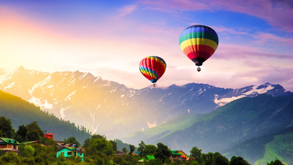 Hot Air Balloon Ride is One of The Best Things to Do in Manali in June